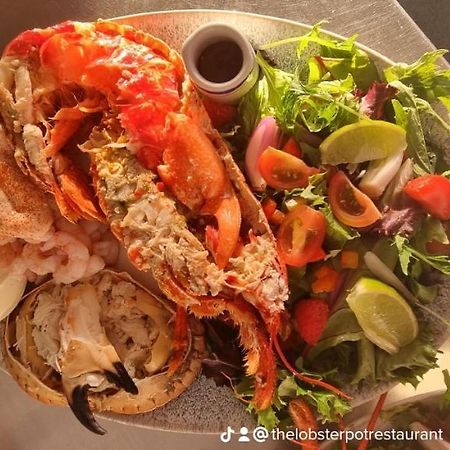 The Lobster Pot Cottage Church Bay Llanrhyddlad エクステリア 写真